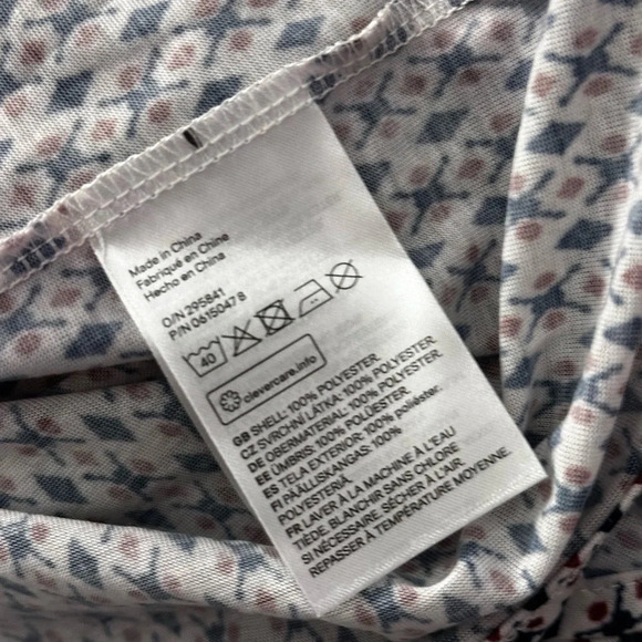 H&M Women Small Print Pleated Off Shoulder Blouse Ruffle Neck - Picture 8 of 8